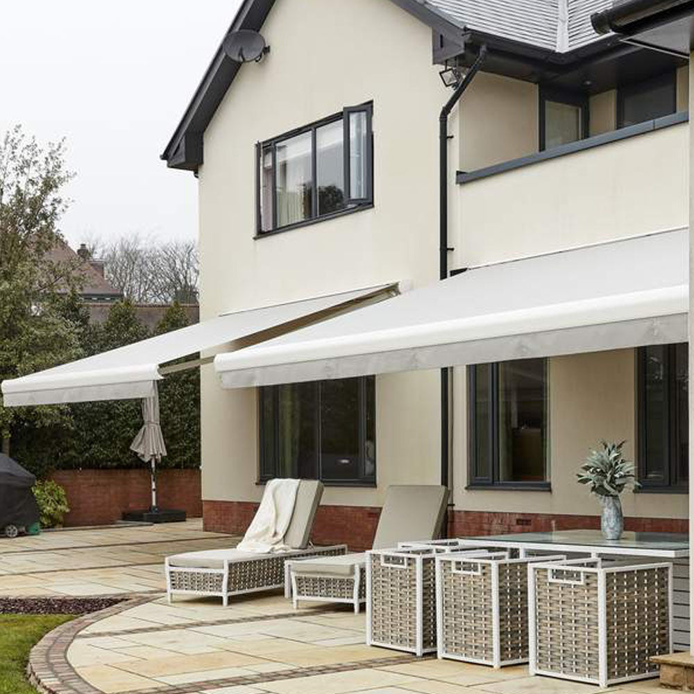 Purity Base+ Retractable Awning